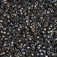 Miyuki delica Beads 11/0 - Metallic black luster DB-26